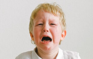 Le rôle des pleurs et des larmes en hypnothérapie