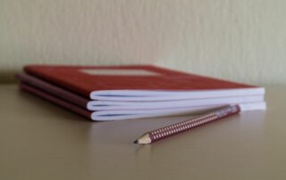 Les repères d’écriture du papier Gurvan pour les enfants dyspraxiques visuo-spatiaux