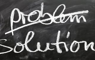 Les conseils d’un dyspraxique sur les solutions à mettre en place face aux problèmes.